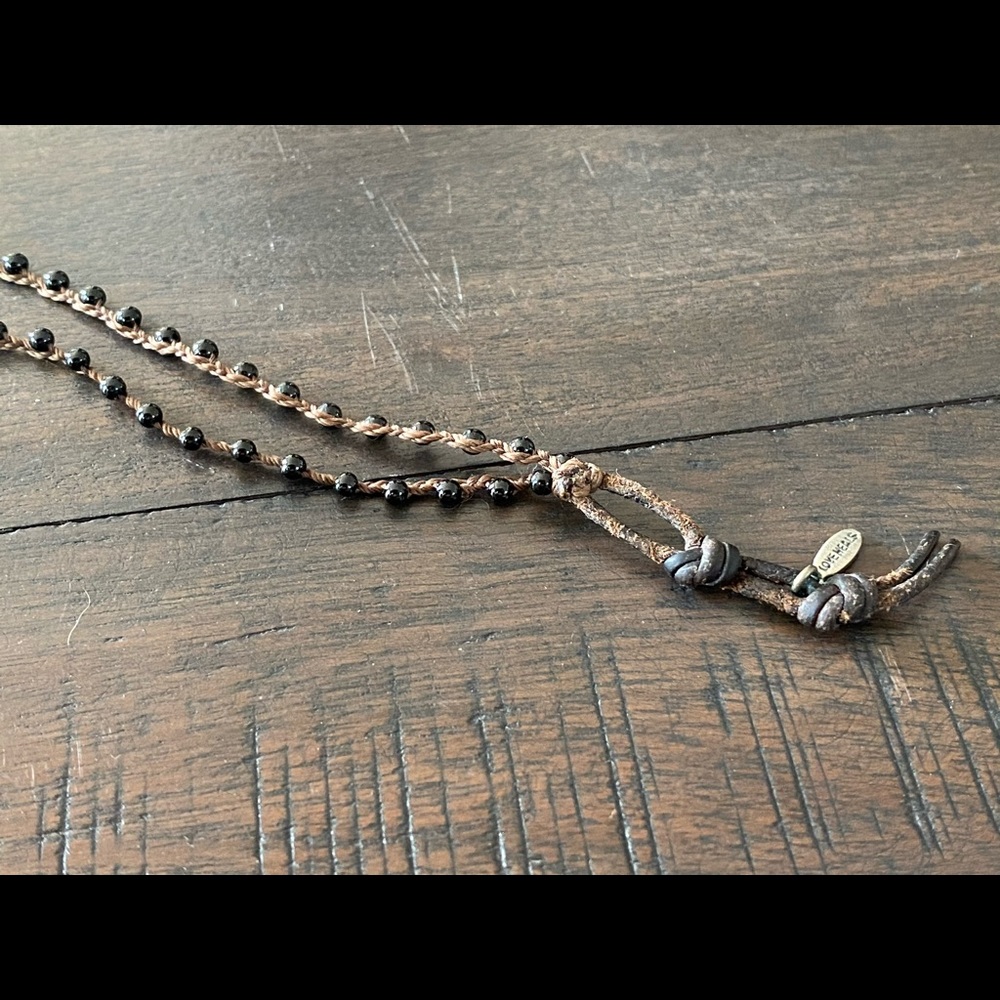 LOVE HEALS BLACK SPINEL BRACELET